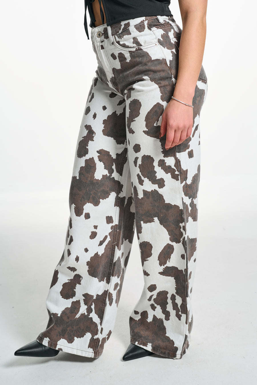 Wide leg Cow