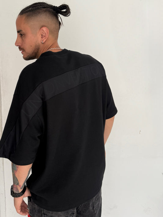 Remera Unconventional