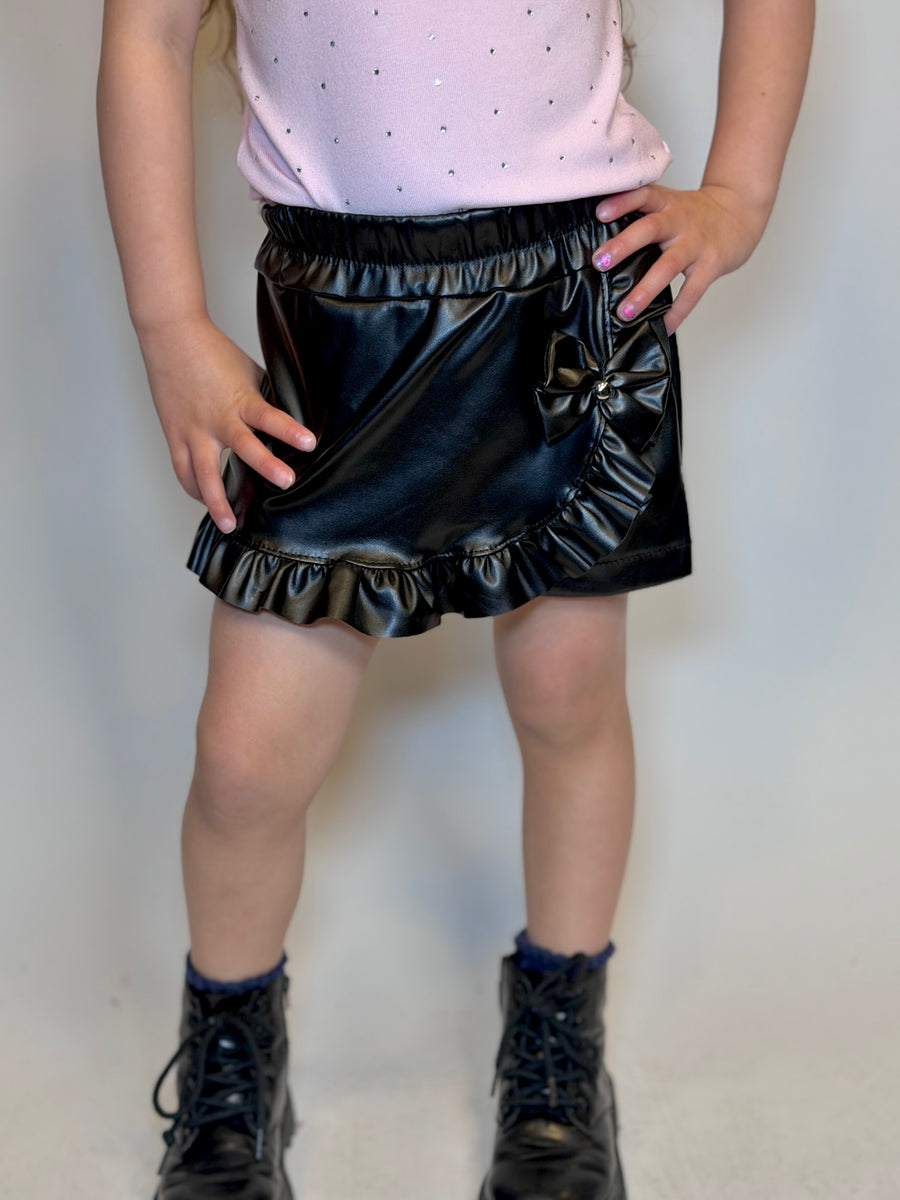 short pollera engomado